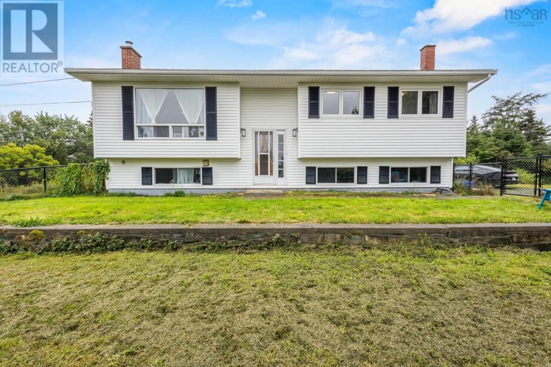 20 Causeway Road, Seaforth, Nova Scotia, B0J2L0, Seaforth, Nova Scotia — photo 1 of 5