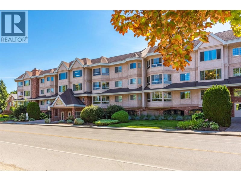 #207 945 Lawrence Avenue, Kelowna, British Columbia, V1Y2B3, Kelowna, British Columbia — photo 1 of 5
