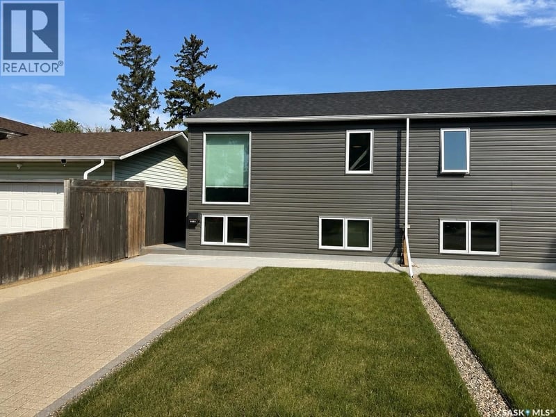 905A Argyle AVENUE, Saskatoon, Saskatchewan, S7H2V9, Saskatoon, Saskatchewan — photo 1 of 5