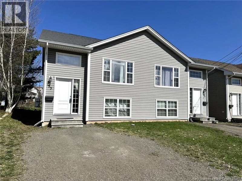 33-35 Barnaby Street, Moncton, New Brunswick, E1A4G6, Moncton, New Brunswick — photo 1 of 5