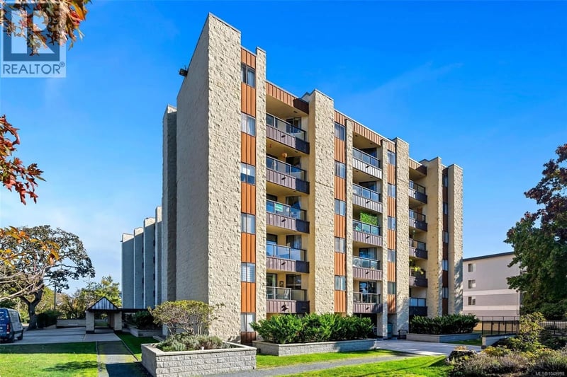#511 1745 Leighton Road, Victoria, British Columbia, V8R6R6, Victoria, British Columbia — photo 1 of 5