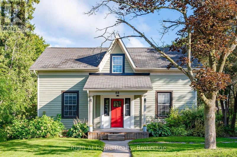 88 King Street East, Cavan Monaghan (Millbrook Village), Ontario, L0A1G0, Cavan Monaghan (Millbrook Village), Ontario — photo 1 of 5
