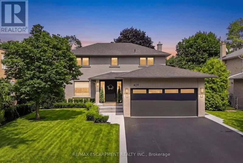 429 CLAREMONT Crescent, Oakville (FD Ford), Ontario, L6J6J9, Oakville (FD Ford), Ontario — photo 1 of 5
