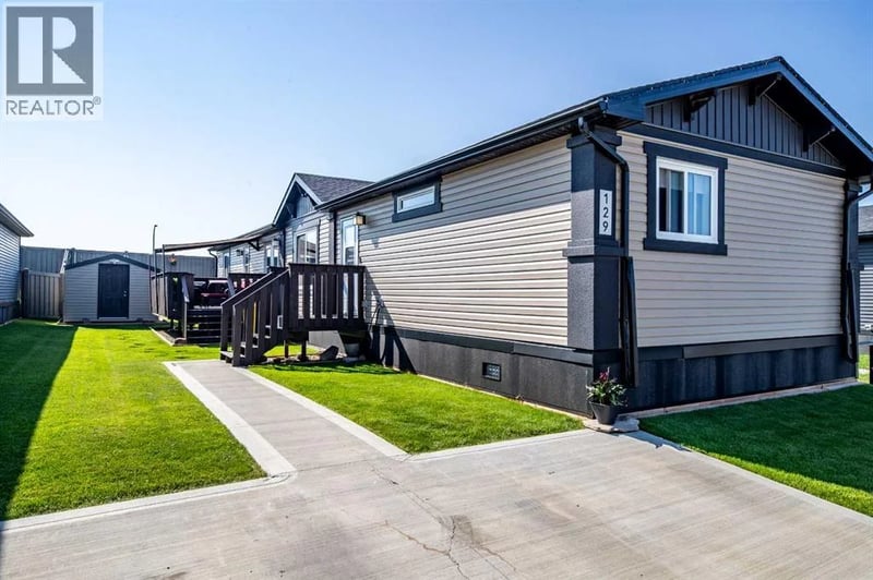 84 ave, Grande Prairie, Alberta, T8W0M4, Grande Prairie, Alberta — photo 1 of 5