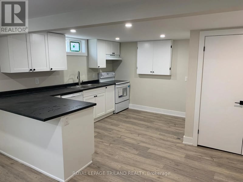 #BASEMENT 62 Wexford Avenue, London East (East I), Ontario, N5V1L9, London East (East I), Ontario — photo 1 of 5