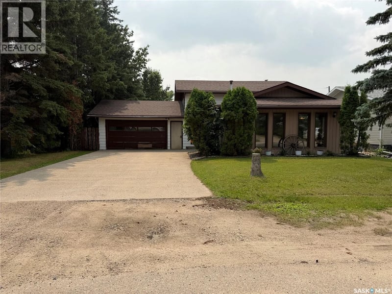 202 1st STREET E, Turtleford, Saskatchewan, S0M2Y0, Turtleford, Saskatchewan — photo 1 of 5