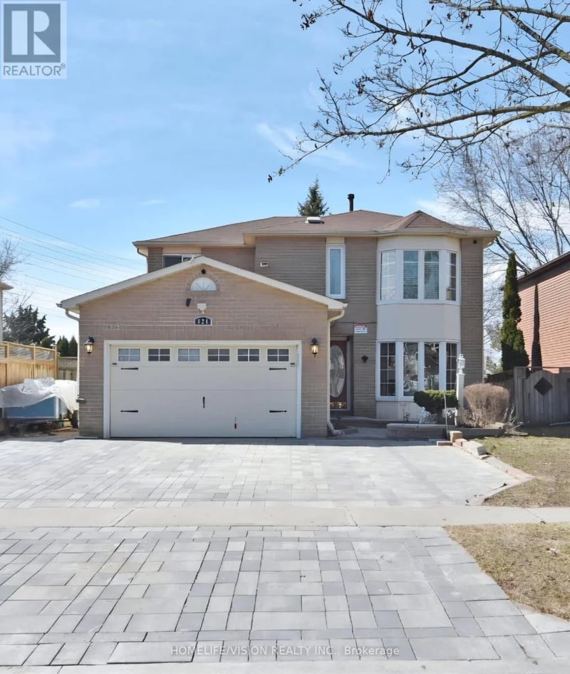 #Lower 824 Crowells Street, Oshawa (Pinecrest), Ontario, L1K1X3, Oshawa (Pinecrest), Ontario — photo 1 of 5