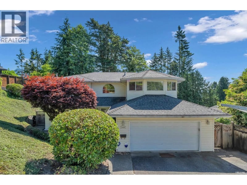 3898 FROMME Road, North Vancouver, British Columbia, V7K2G2, North Vancouver, British Columbia — photo 1 of 5