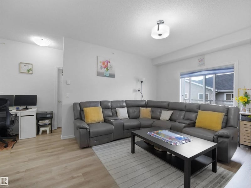 #415 2203 44 Ave NW, Edmonton, Alberta, T6T0T2, Edmonton, Alberta — photo 1 of 5