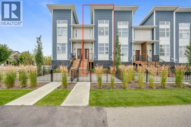 144 Walden Lane Southeast, Calgary, Alberta, T2X2A7, Calgary, Alberta — photo 1 of 5