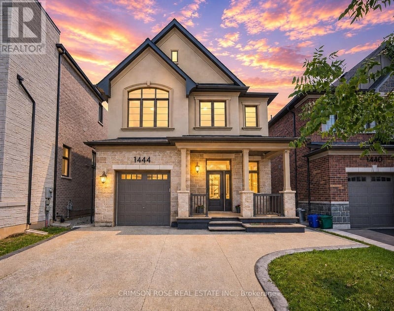 1444 Varelas Passage, Oakville (JM Joshua Meadows), Ontario, L6H3S3, Oakville (JM Joshua Meadows), Ontario — photo 1 of 5