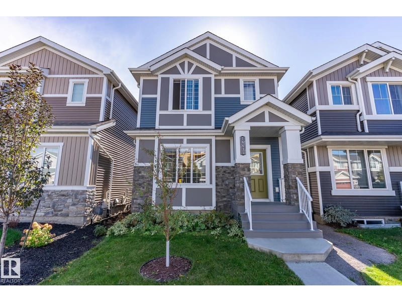 16635 30 AV SW, Edmonton, Alberta, T6W4P9, Edmonton, Alberta — photo 1 of 5