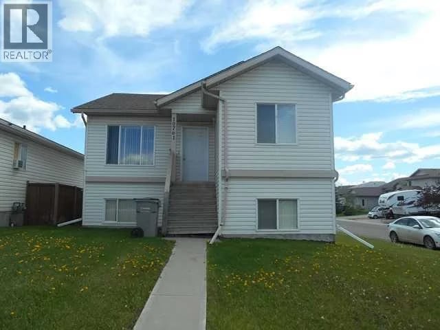 10761 73 Avenue, Grande Prairie, Alberta, T8W2T5, Grande Prairie, Alberta — photo 1 of 5