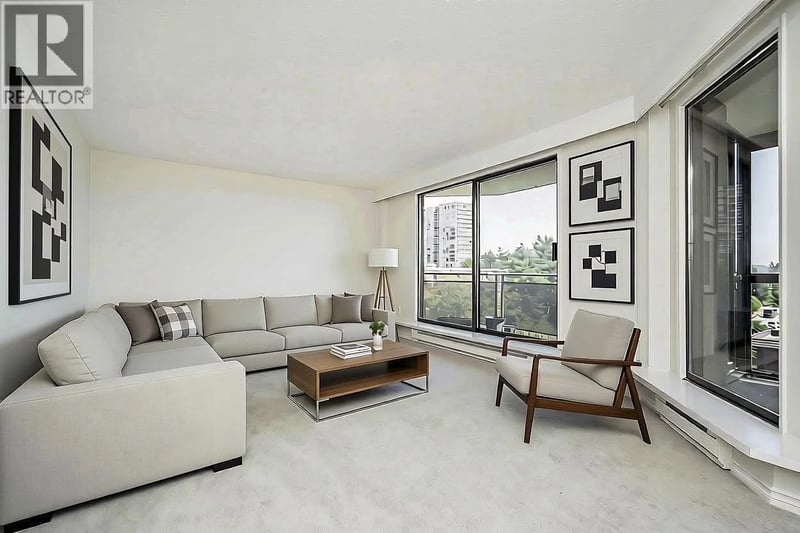 #801 444 LONSDALE Avenue, North Vancouver, British Columbia, V7M3H5, North Vancouver, British Columbia — photo 1 of 5