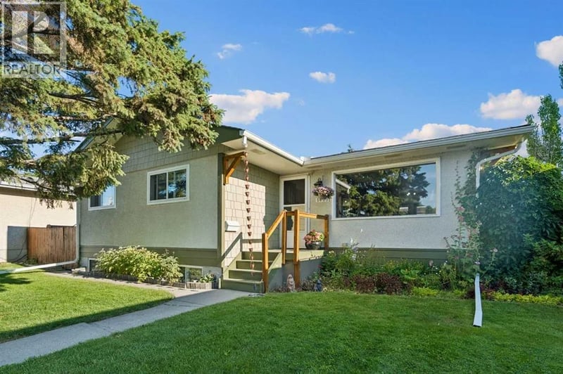 5635 Travis Crescent Northeast, Calgary, Alberta, T2K3W1, Calgary, Alberta — photo 1 of 5