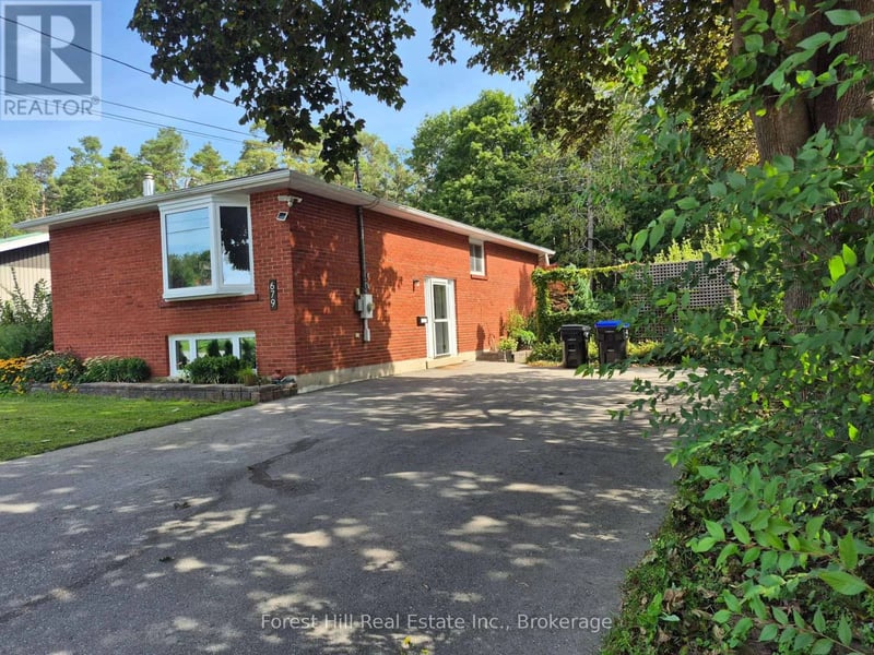 679 Simcoe Avenue West, Tay (Port McNicoll), Ontario, L0K1R0, Tay (Port McNicoll), Ontario — photo 1 of 5