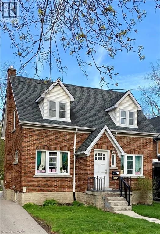 49 WEST Avenue, Kitchener, Ontario, N2M1X4, Kitchener, Ontario — photo 1 of 5