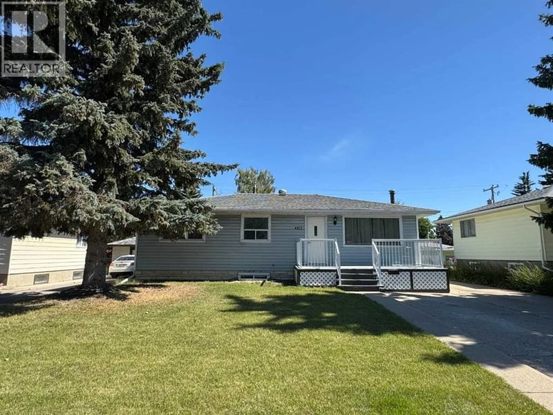 4312 45 Street Southwest, Calgary, Alberta, T2E3W1, Calgary, Alberta — photo 1 of 5