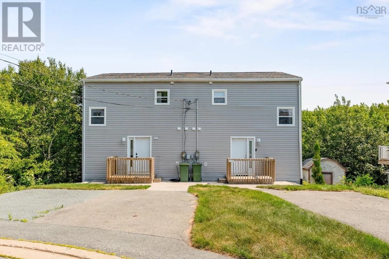 114 Thornhill Drive, Halifax, Nova Scotia, B3R2J3, Halifax, Nova Scotia — photo 1 of 5