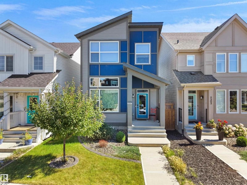 9307 226 ST NW, Edmonton, Alberta, T5T7R5, Edmonton, Alberta — photo 1 of 5