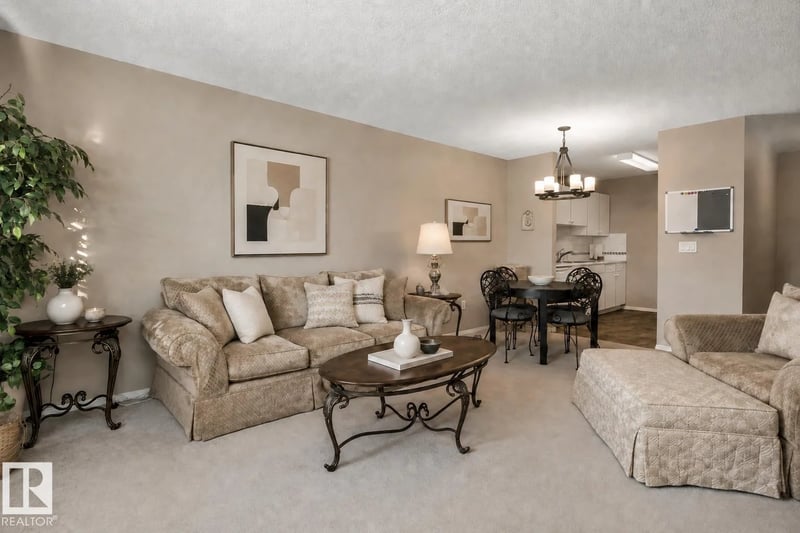 #115 11511 130 ST NW, Edmonton, Alberta, T5M4B3, Edmonton, Alberta — photo 1 of 5