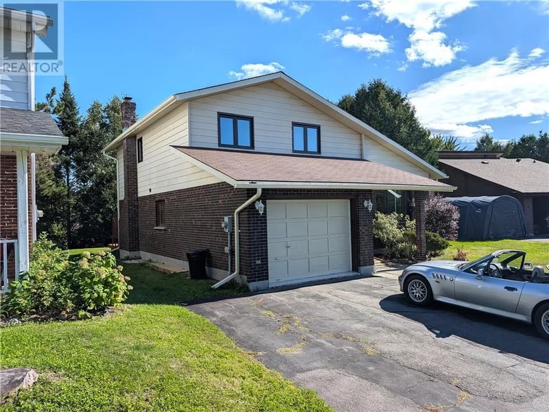 587 Jupiter Court, Sudbury, Ontario, P3E5N1, Sudbury, Ontario — photo 1 of 5