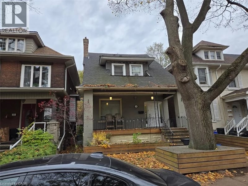 17 FAIRLEIGH Avenue South, Hamilton, Ontario, L8M2K1, Hamilton, Ontario — photo 1 of 5