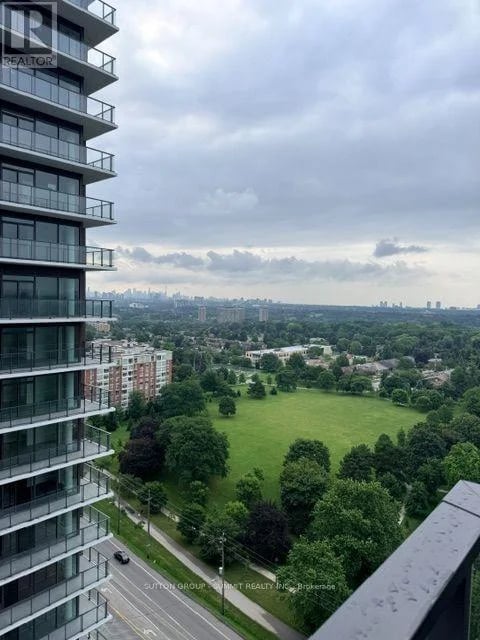 #1807 4010 Eglinton Avenue West, Toronto (Humber Heights), Ontario, M9A0G5, Toronto (Humber Heights), Ontario — photo 1 of 5