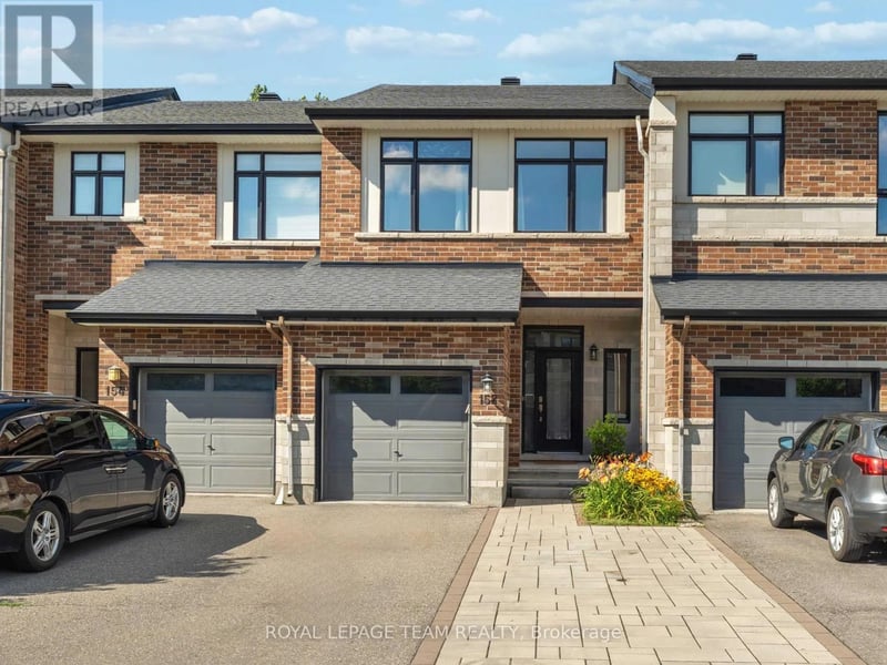 152 Mattingly Way, Ottawa, Ontario, K4M0E2, Ottawa, Ontario — photo 1 of 5