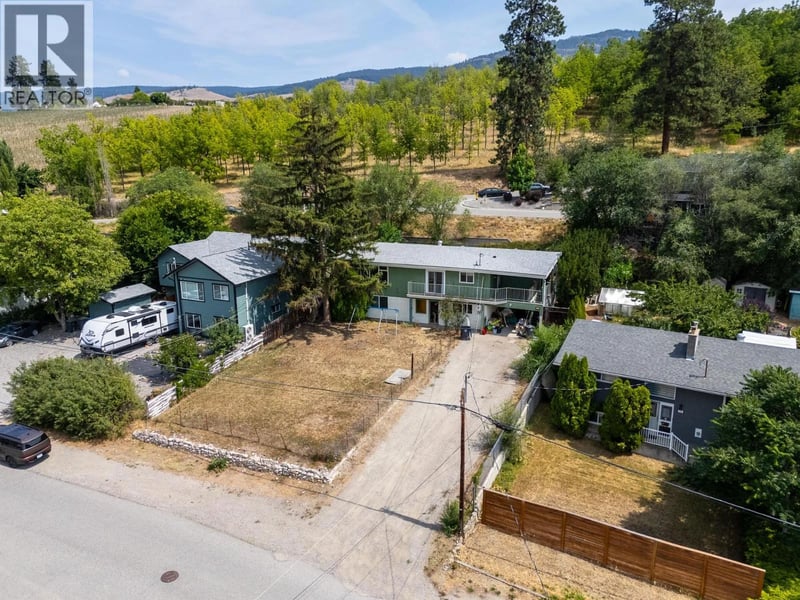 695 Girard Road, Kelowna, British Columbia, V1X4V8, Kelowna, British Columbia — photo 1 of 5