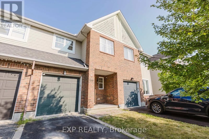 111 Whetstone Crescent, Ottawa, Ontario, K2G7C3, Ottawa, Ontario — photo 1 of 5