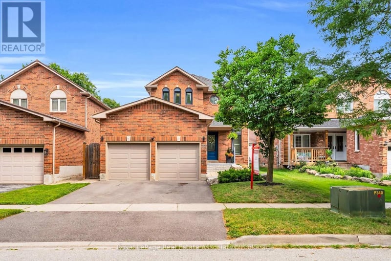 22 Mccullough Crescent, Halton Hills (Georgetown), Ontario, L7G5N5, Halton Hills (Georgetown), Ontario — photo 1 of 5