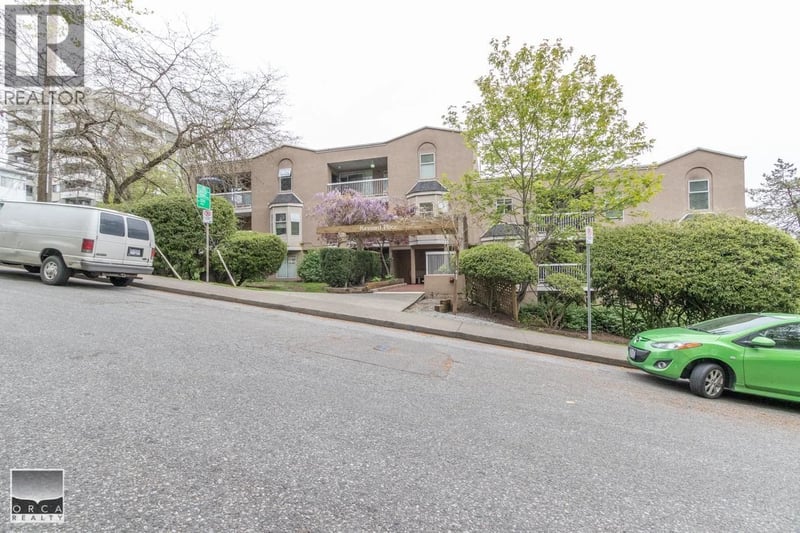 #418 65 FIRST Street, New Westminster, British Columbia, V3L5K9, New Westminster, British Columbia — photo 1 of 5