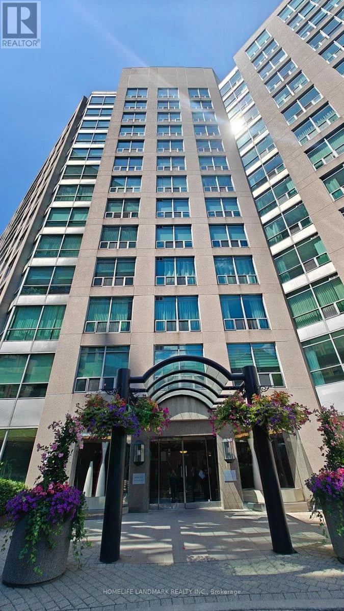 #1116 942 Yonge Street, Toronto (Annex), Ontario, M4W3S8, Toronto (Annex), Ontario — photo 1 of 5