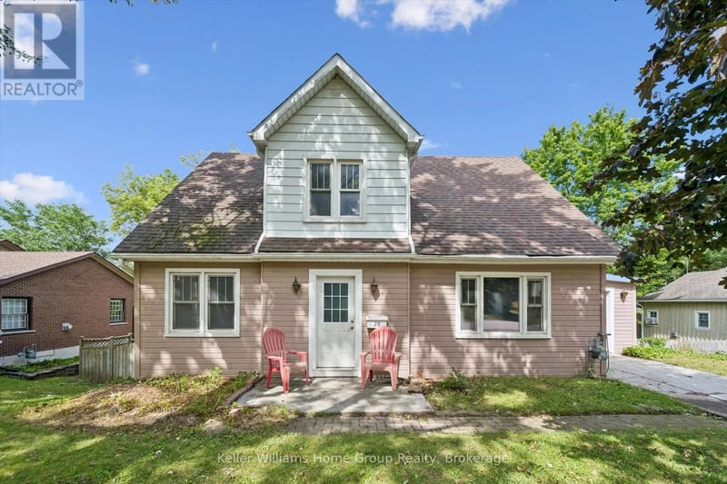 20 Water Street West, Centre Wellington (Elora/Salem), Ontario, N0B1S0, Centre Wellington (Elora/Salem), Ontario — photo 1 of 5