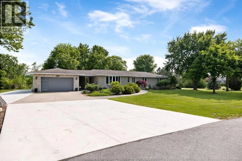 1226 AIMEE Street, Lakeshore, Ontario, N0R1S0, Lakeshore, Ontario — photo 1 of 5