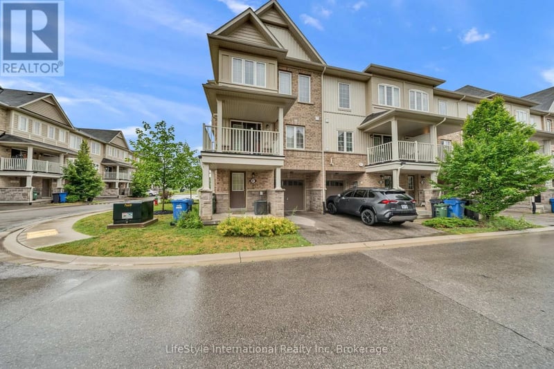 #87 88 Decorso Drive, Guelph (Kortright East), Ontario, N1L0A9, Guelph (Kortright East), Ontario — photo 1 of 5
