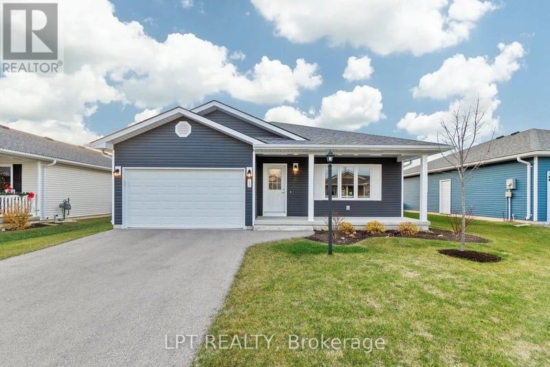 102 Huron Heights Drive, Ashfield-Colborne-Wawanosh (Colborne), Ontario, N7A0C6, Ashfield-Colborne-Wawanosh (Colborne), Ontario — photo 1 of 5