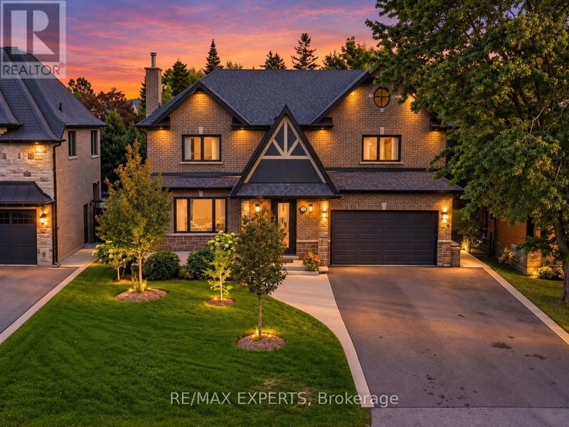 18 Gosling Road, Vaughan (Maple), Ontario, L6A1E2, Vaughan (Maple), Ontario — photo 1 of 5