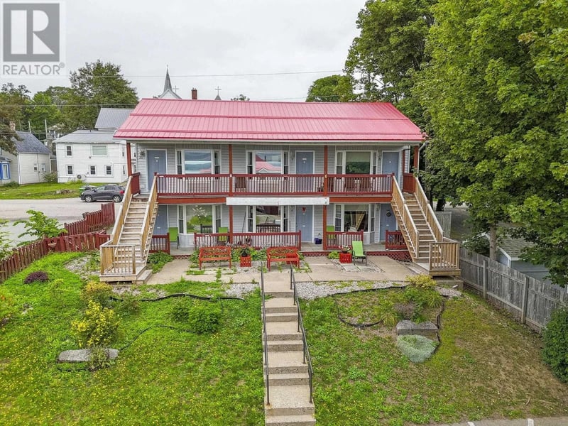 111 Montague Row, Digby, Nova Scotia, B0V1A0, Digby, Nova Scotia — photo 1 of 5