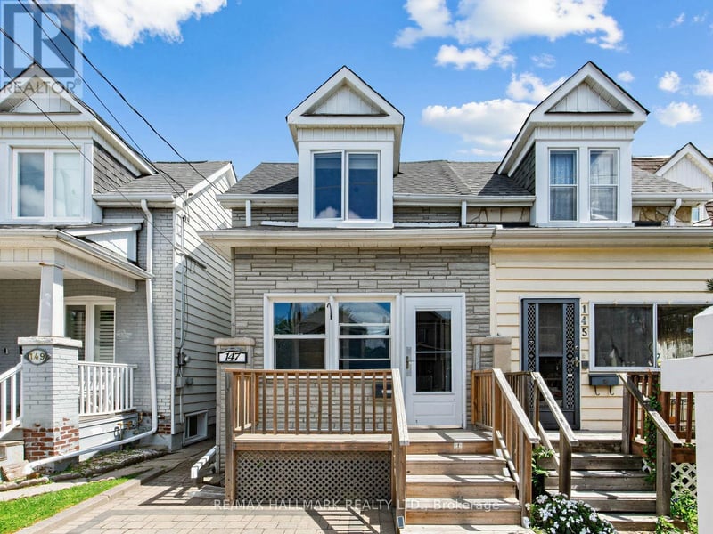 147 Chisholm Avenue, Toronto (Woodbine-Lumsden), Ontario, M4C4V9, Toronto (Woodbine-Lumsden), Ontario — photo 1 of 5