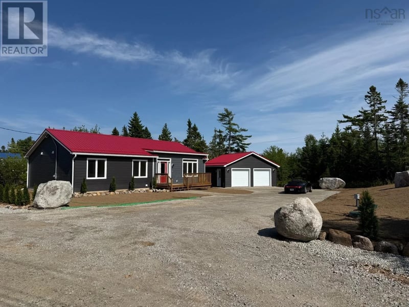 #4 7232 329 Highway, East River Point, Nova Scotia, B0J1T0, East River Point, Nova Scotia — photo 1 of 5