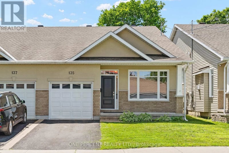 135 Elizabeth Street, Carleton Place, Ontario, K7C2V9, Carleton Place, Ontario — photo 1 of 5