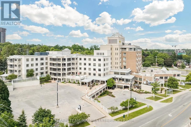 #82 74 Ross Street, Barrie (Queen's Park), Ontario, L4N1G3, Barrie (Queen's Park), Ontario — photo 1 of 5