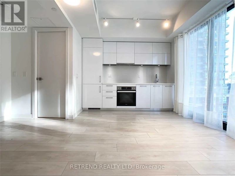 #1113 188 Cumberland Street, Toronto (Annex), Ontario, M5R0B6, Toronto (Annex), Ontario — photo 1 of 5
