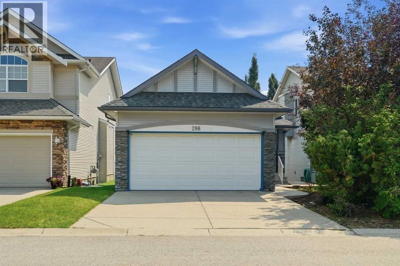 288 Springborough Way Southwest, Calgary, Alberta, T3H5M7, Calgary, Alberta — photo 1 of 5