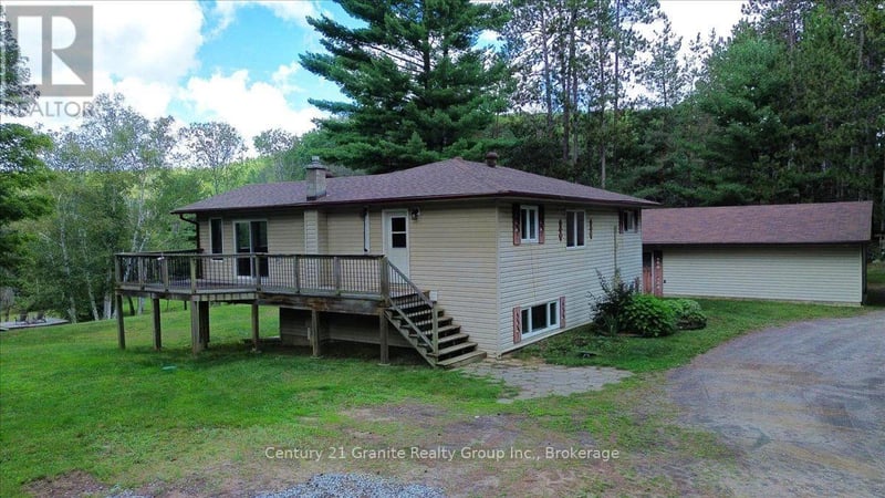 32 Firehall Lane, Hastings Highlands (Herschel Ward), Ontario, K0L1C0, Hastings Highlands (Herschel Ward), Ontario — photo 1 of 5