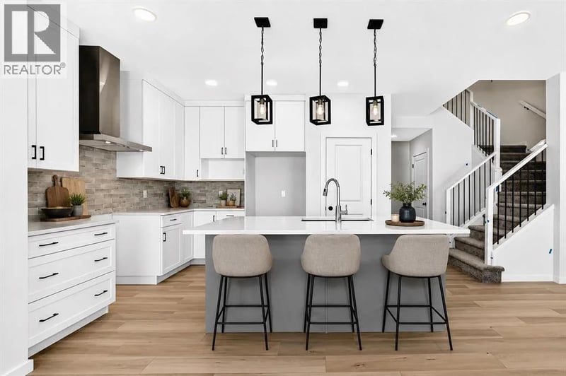 79 Creekside Rise Southwest, Calgary, Alberta, T2X6G8, Calgary, Alberta — photo 1 of 5