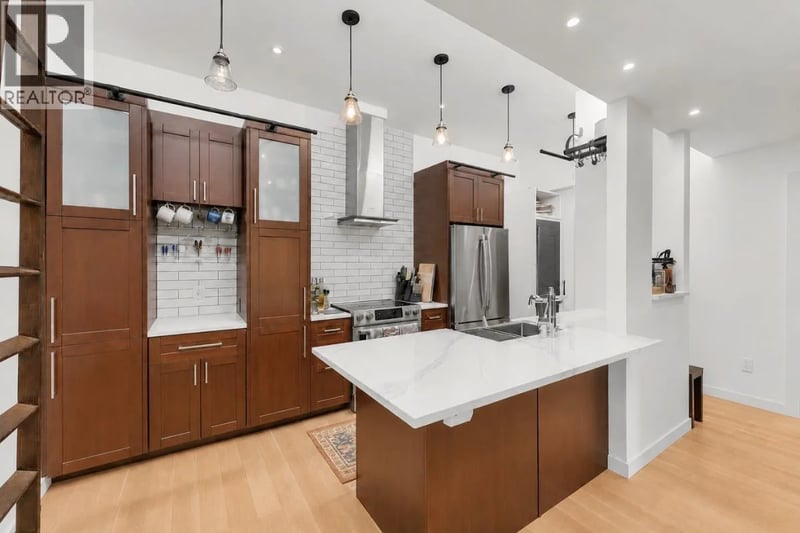 #304 1420 7TH Avenue, Vancouver, British Columbia, V5N1R8, Vancouver, British Columbia — photo 1 of 5
