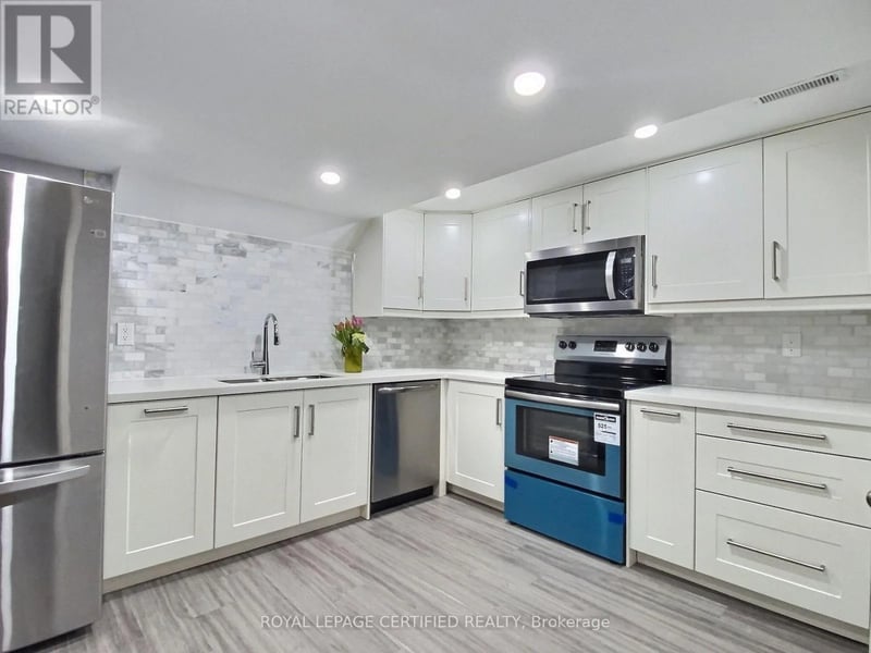 3845 Brinwood Gate West, Mississauga (Churchill Meadows), Ontario, L5M7H3, Mississauga (Churchill Meadows), Ontario — photo 1 of 5